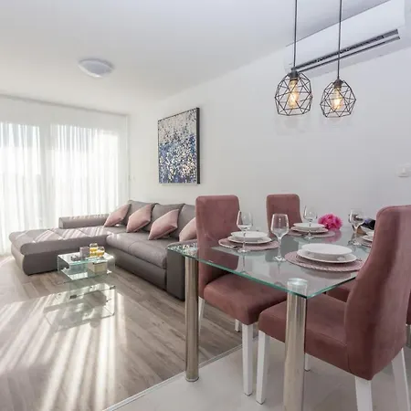 Papillon Apartment Split