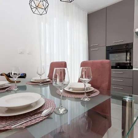 Papillon Apartment Split